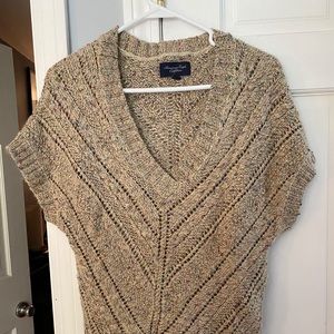 American eagle short sleeve sweater.
